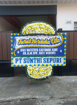 Papan Bunga Duka di Paku Beto